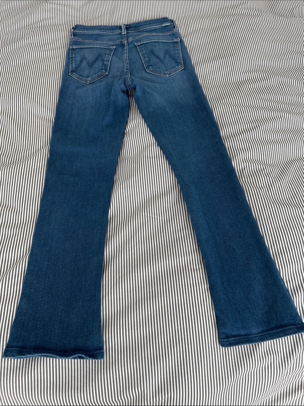 MOTHER The Runway Indigo Flare Wide-Leg Jeans - Picture 4 of 7